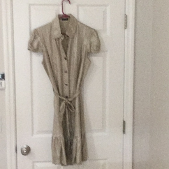 Dress - Picture 2 of 3